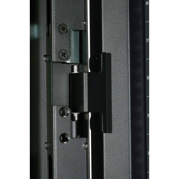 APC AR3100 NetShelter SX 42U 600mm(b) x 1070mm(d) 19" IT rack, behuizing met zijpanelen, zwart (AR3100)